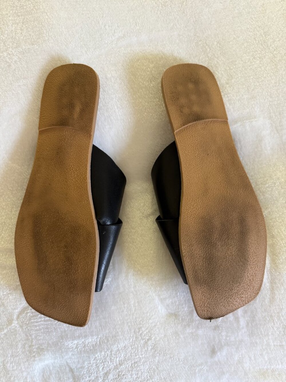 BEACH by Matisse Black Crossover Slide Sandals - Picture 6 of 7